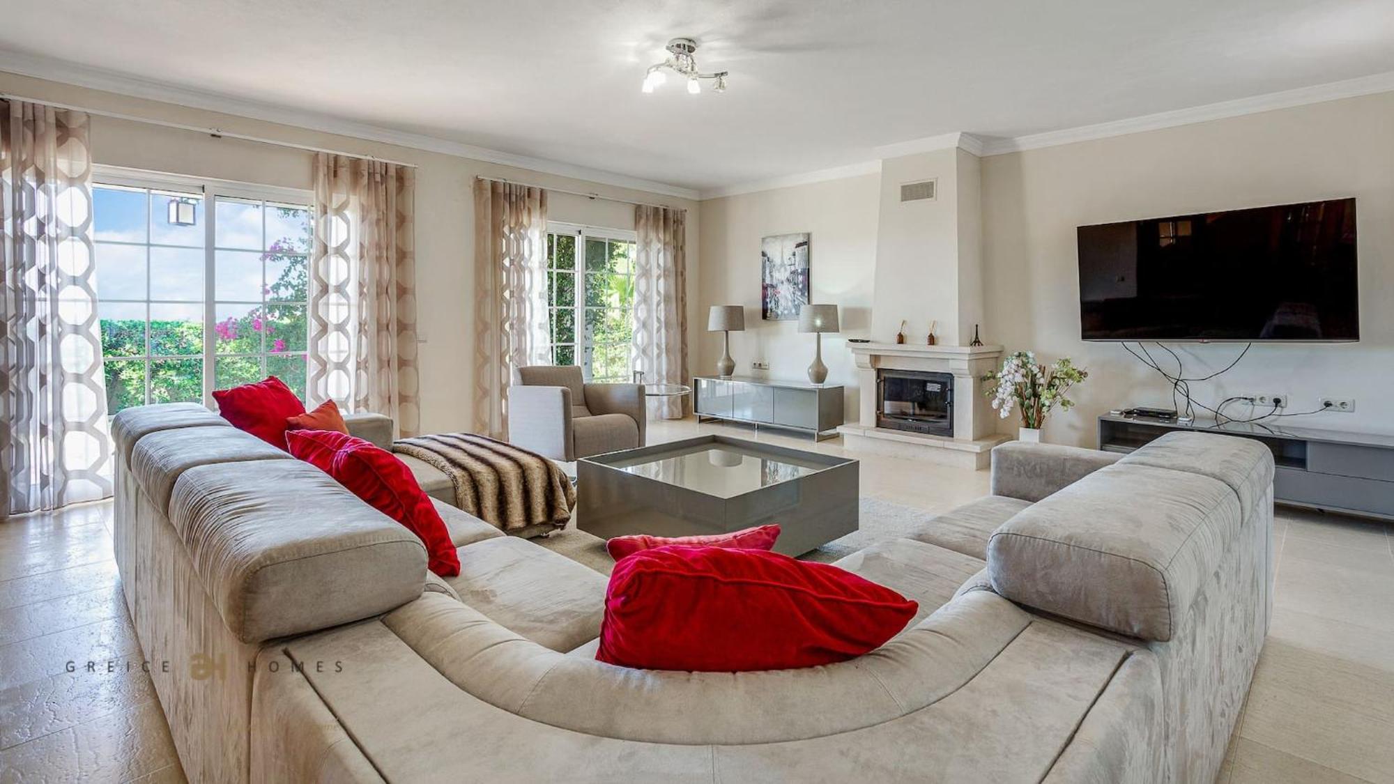 Luxuosa Moradia V5 Em Quarteira - Greice Homes Zewnętrze zdjęcie