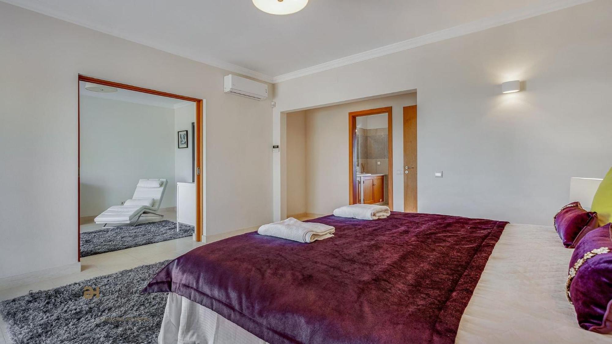 Luxuosa Moradia V5 Em Quarteira - Greice Homes Zewnętrze zdjęcie