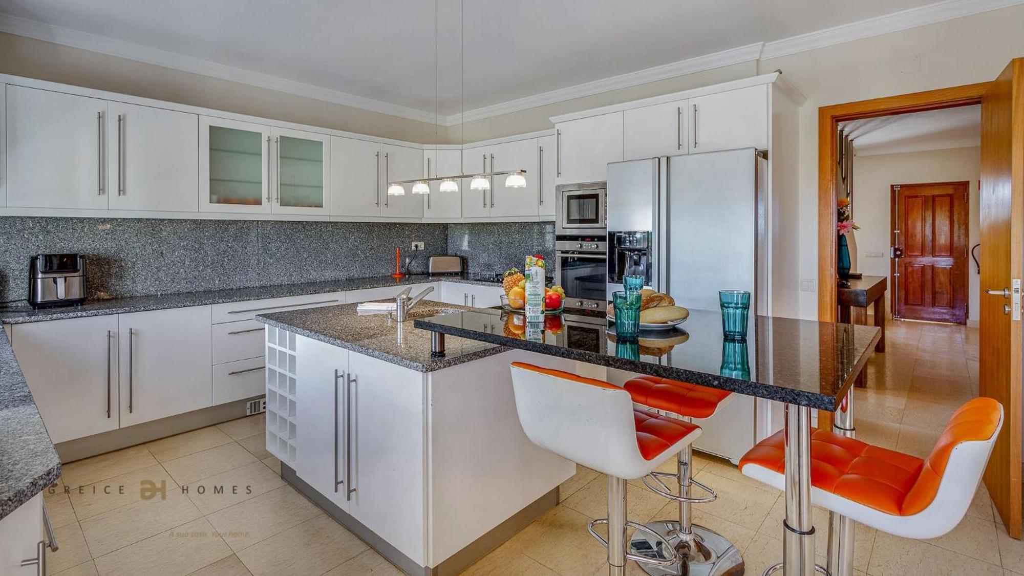 Luxuosa Moradia V5 Em Quarteira - Greice Homes Zewnętrze zdjęcie